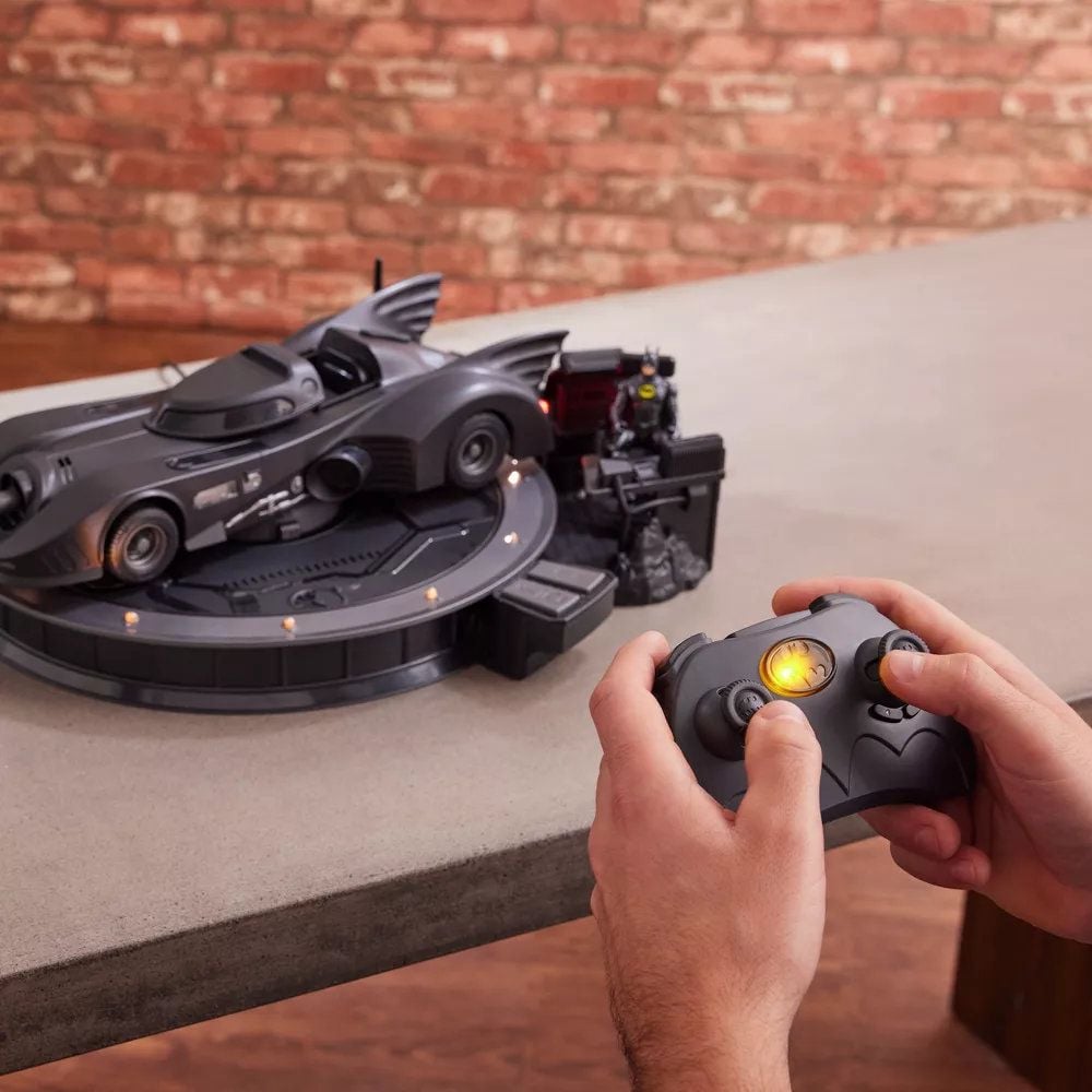 Remote batmobile 2025