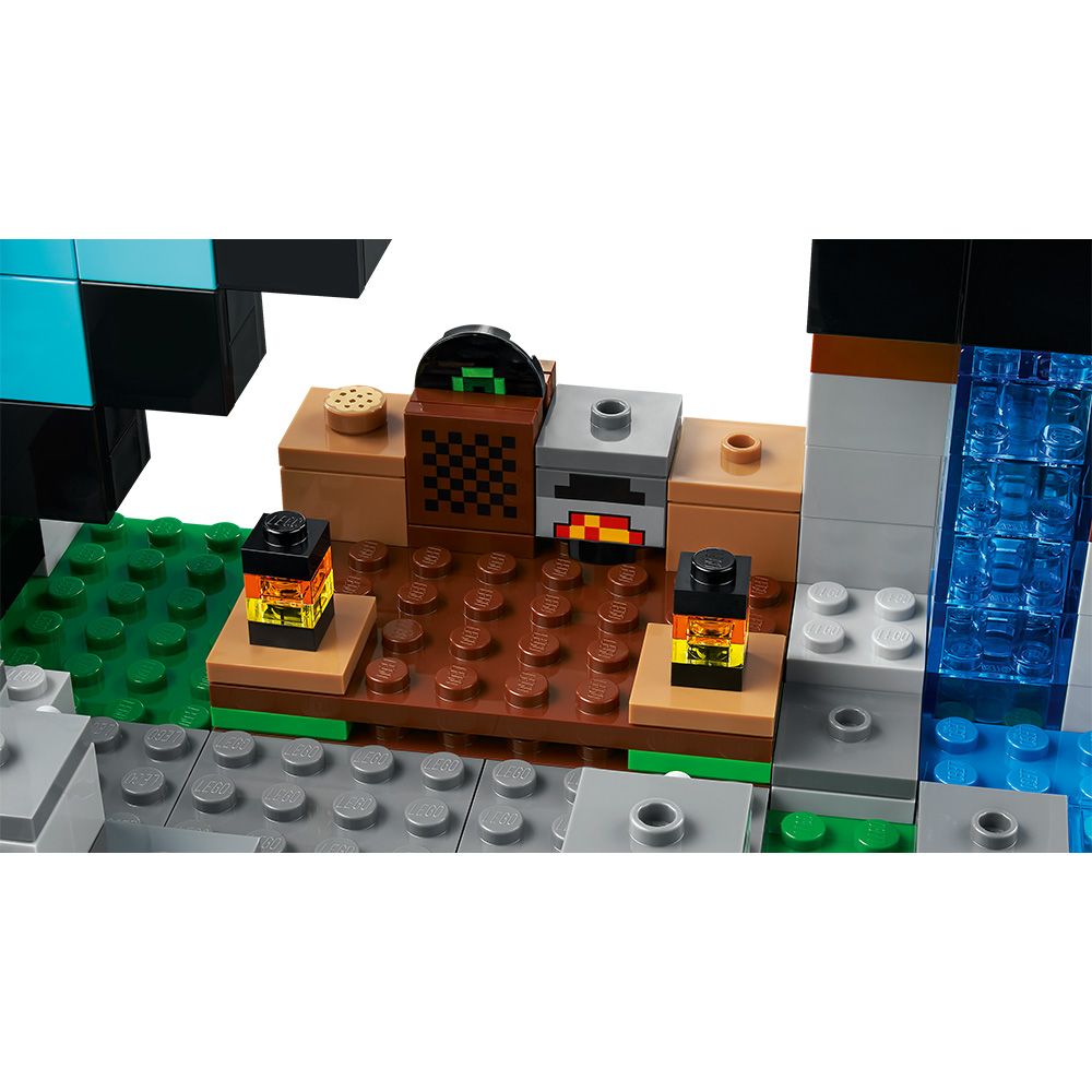 Lego hot sale minecraft spawner