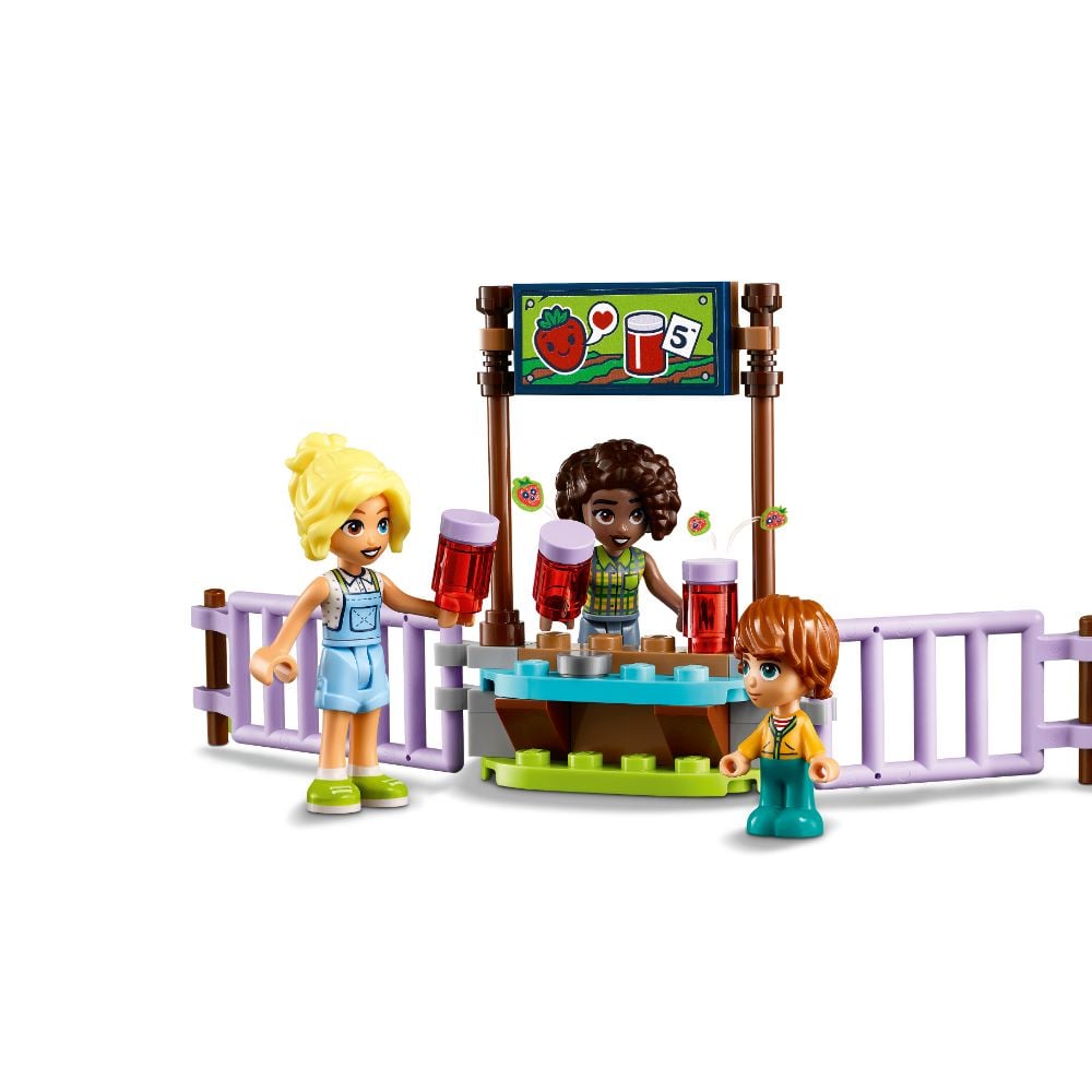 LEGO Friends Farm Animal Sanctuary 42617