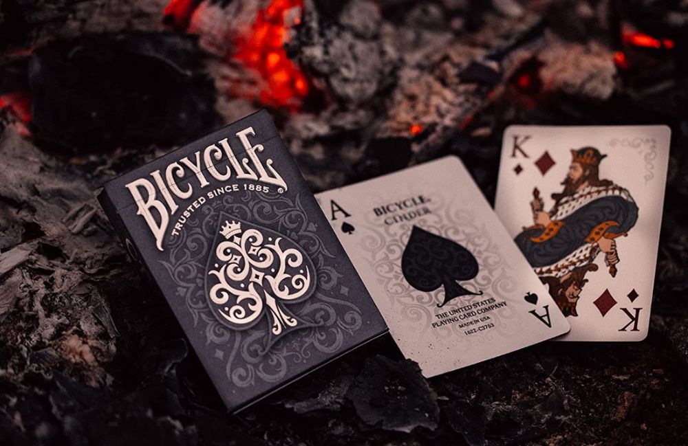 Bicycle discount premium cards