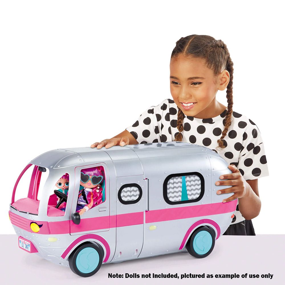 L.O.L. Surprise O.M.G. 4 in 1 Glamper Metallic Silver Playset