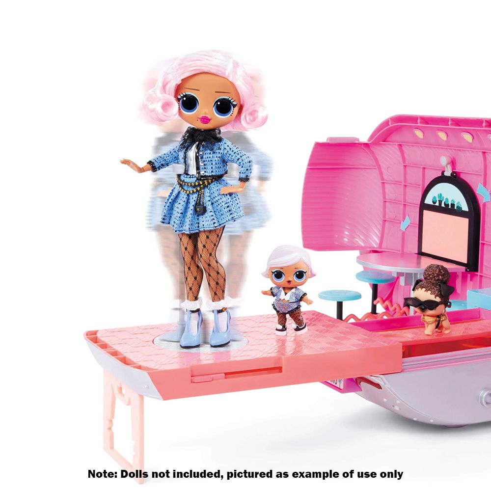 L.O.L. Surprise O.M.G. 4 in 1 Glamper Metallic Silver Playset