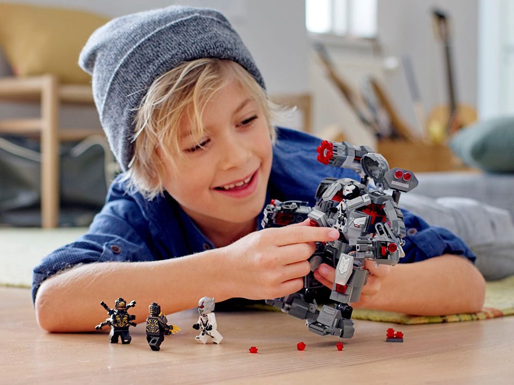 LEGO Marvel War Machine Buster 76124