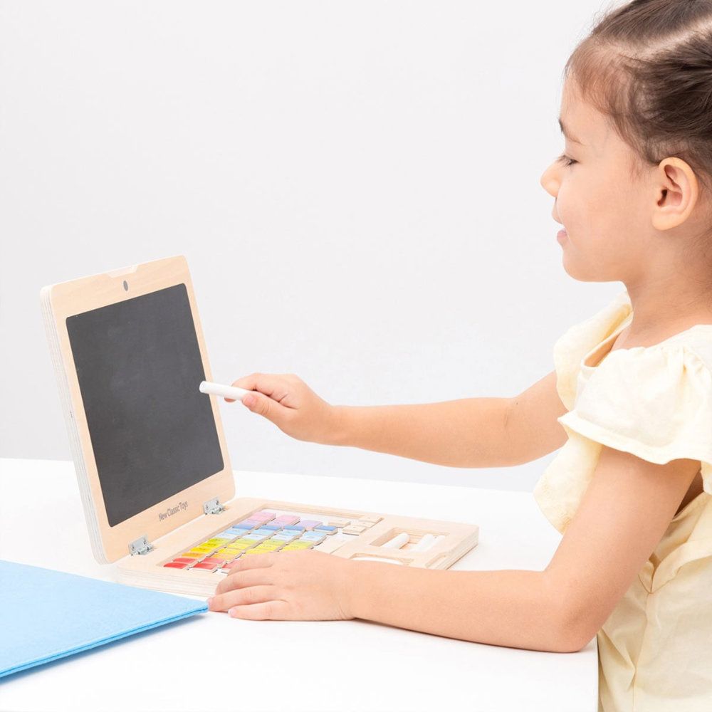 My first laptop toy online