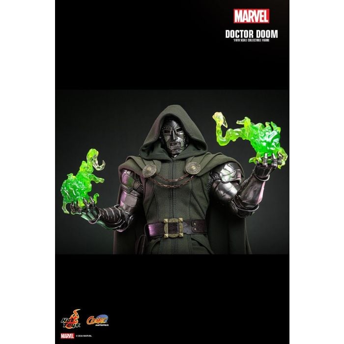 Hot Toys Marvel Comics Doctor Doom 1:6 Scale Collectible