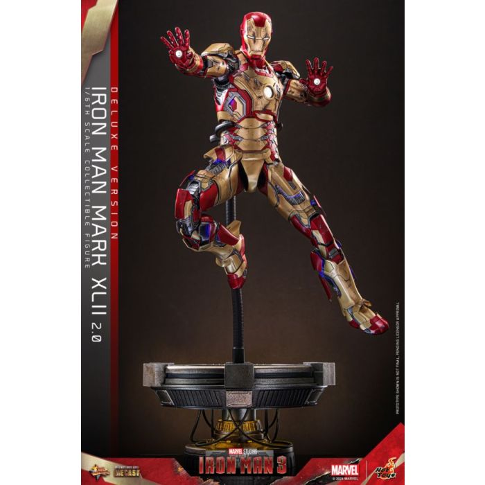 Iron Man 3 Iron Man Mk 42 2.0 Deluxe 1 6 Scale Collectible Action Figure
