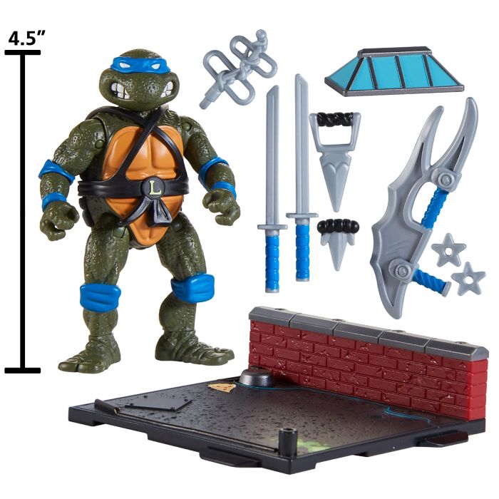 Teenage Mutant Ninja Turtles 40th Anniversary 1988 Remastered Leonardo Action Figure