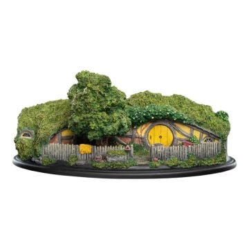 Lord of the Rings The Hobbit #25 Gandalf's Cutting Hobbit Hole Diorama