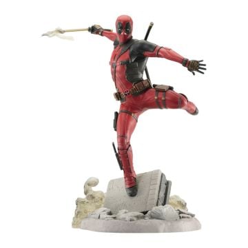Marvel Deadpool & Wolverine Deadpool Gallery PVC Statue